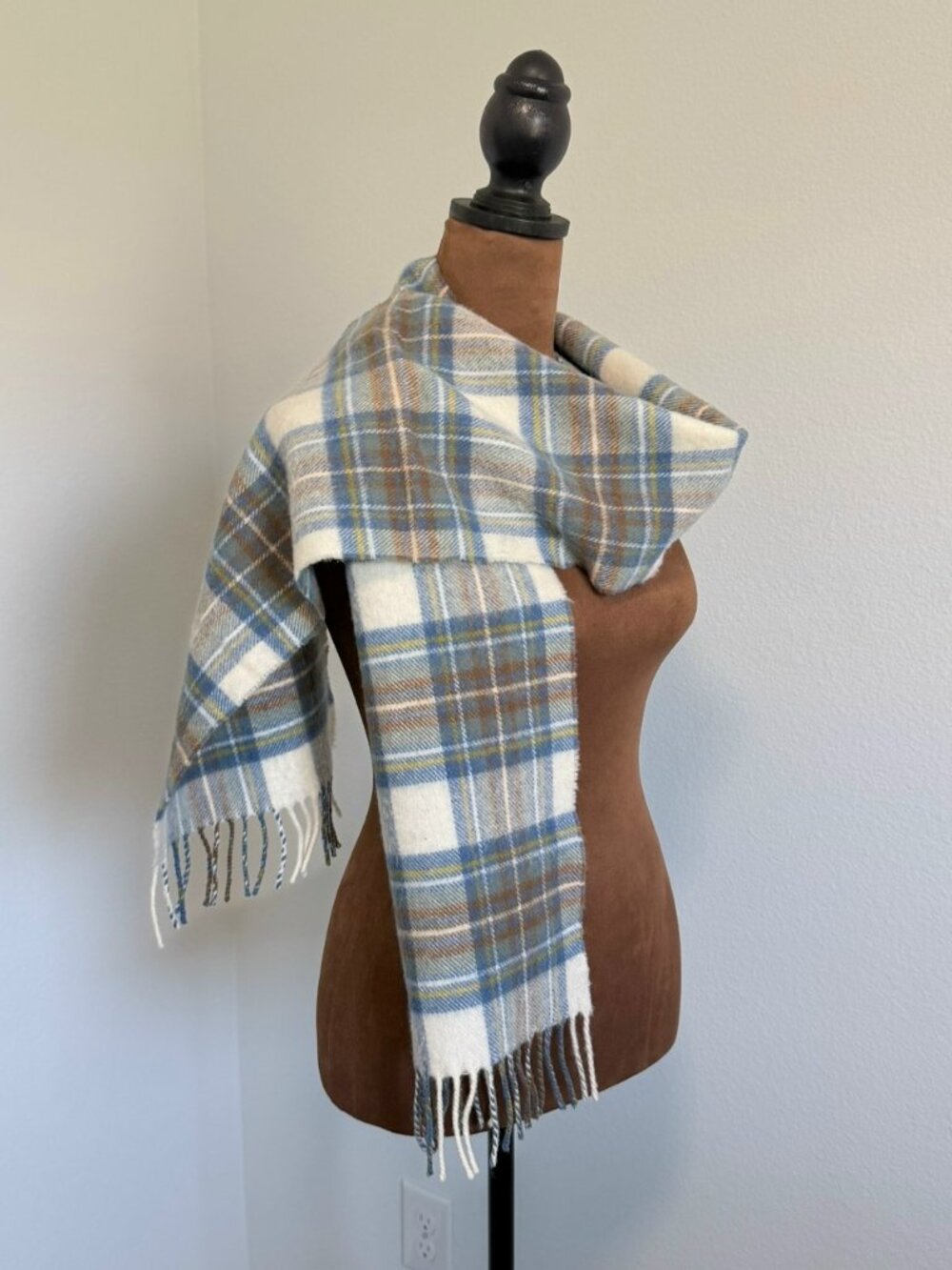 Blarney Woollen Mills Lambswool Multicolor Plaid Fringe Scarf 64"x9.5".